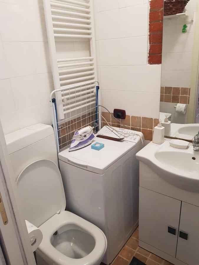 Flat Nirmala Studio-Shop Apartment Milan Luaran gambar
