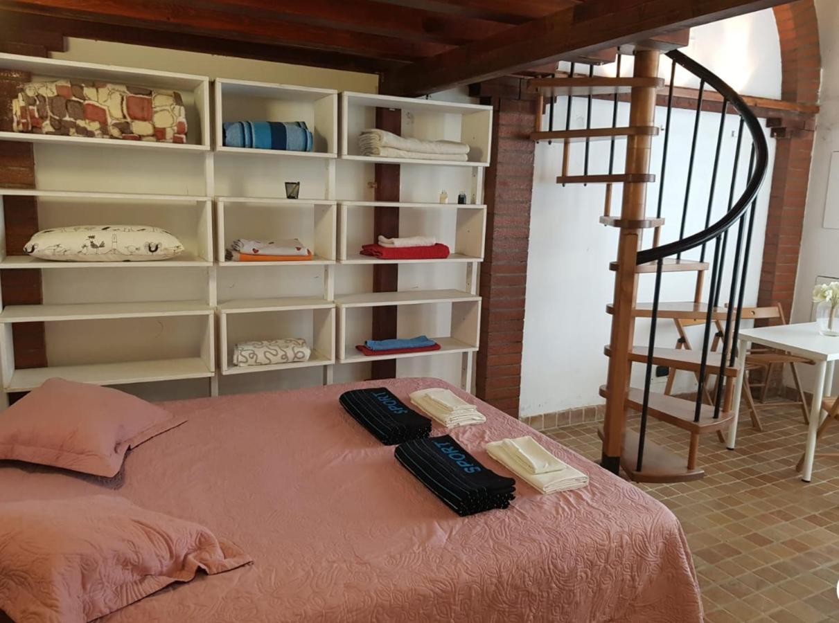 Flat Nirmala Studio-Shop Apartment Milan Luaran gambar