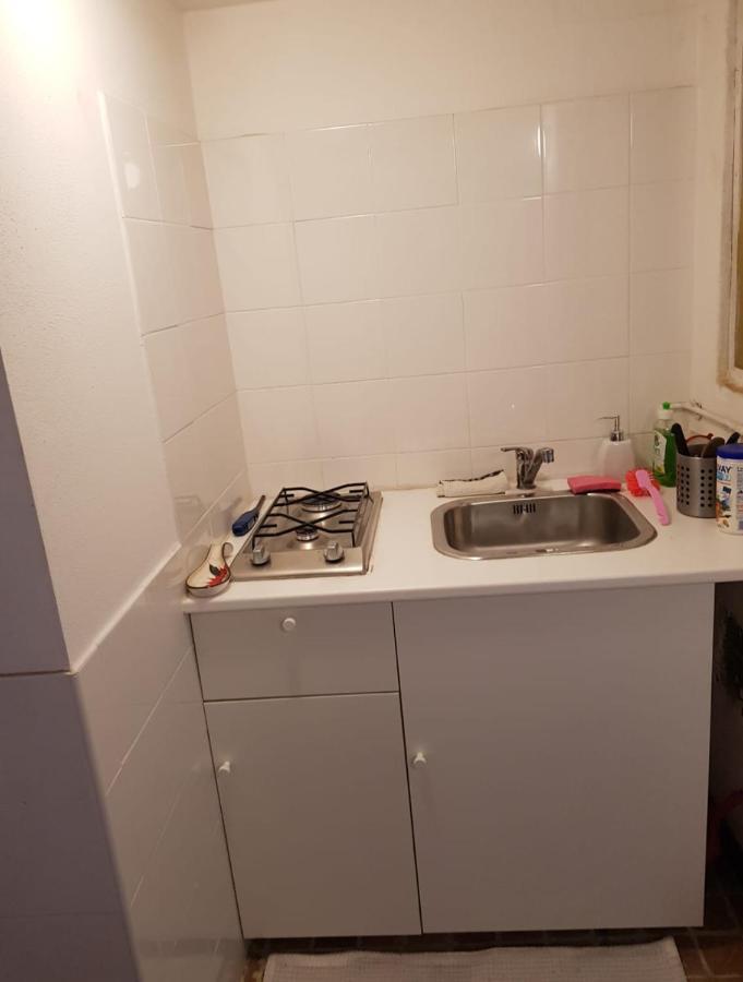Flat Nirmala Studio-Shop Apartment Milan Luaran gambar